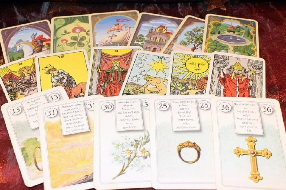 Tarot