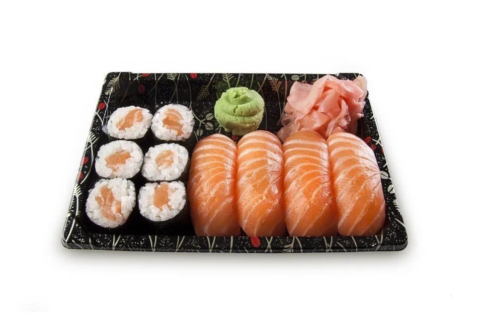 寿司と山盛りわさび