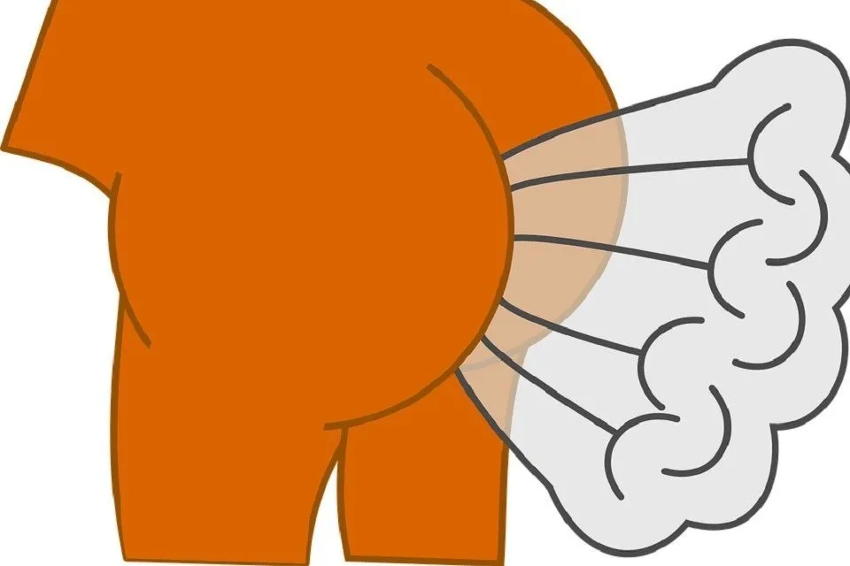 勢いよく出るオナラ