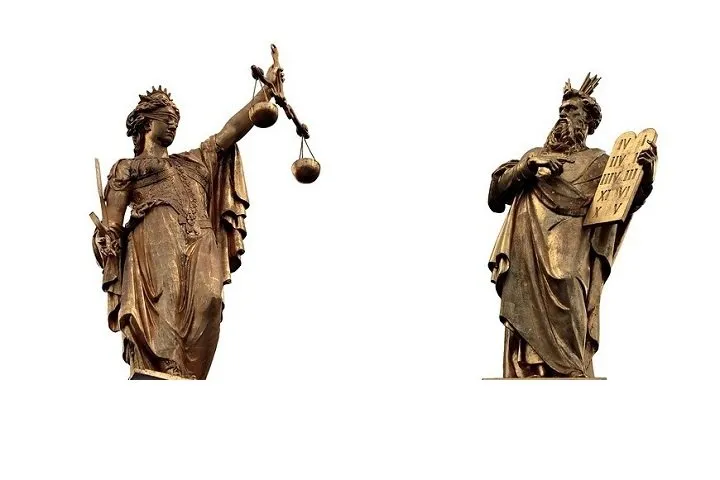 自由の女神の審判
