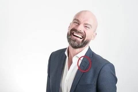 スーツのフラワーホール